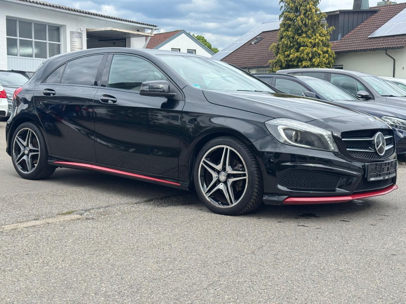 Mercedes-Benz A 180 BlueEfficiency*AMG-LINE Night Paket*1.HAND