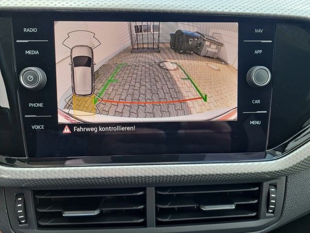 Fahrzeugabbildung Volkswagen T-Cross Move AHK Climatronic ACC PDC RFK SH LM