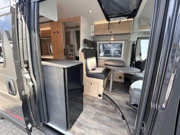 Sunlight Cliff X 600 Dieselhzg. AHK 17 Zoll DELTA Kamera