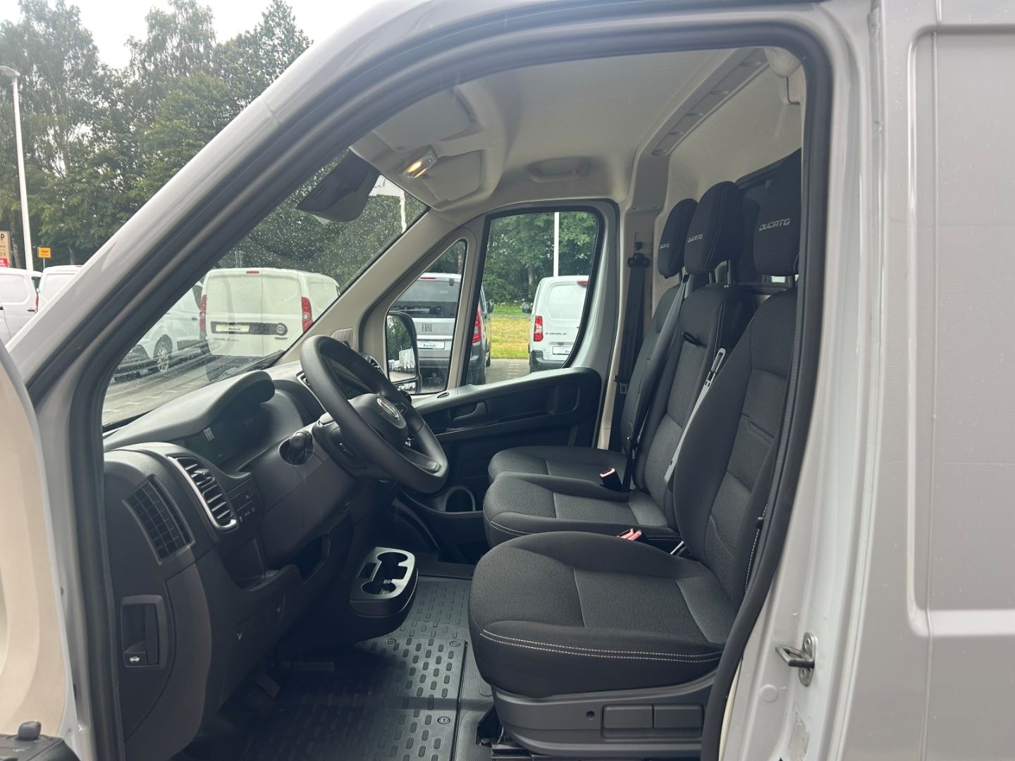 Fahrzeugabbildung Fiat Ducato Kasten 35 140 L2H1 RS 3450 mm Navi,Kamera