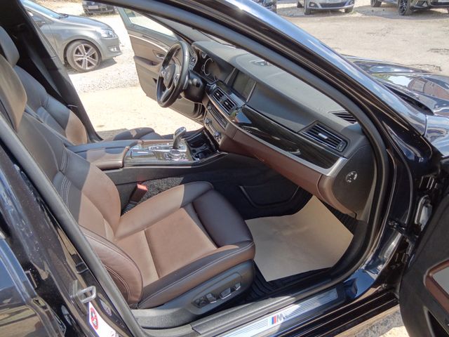 Fahrzeugabbildung BMW 535i xDrive/M-Paket/1.Hd/HUD/GSD/Soft/StH/