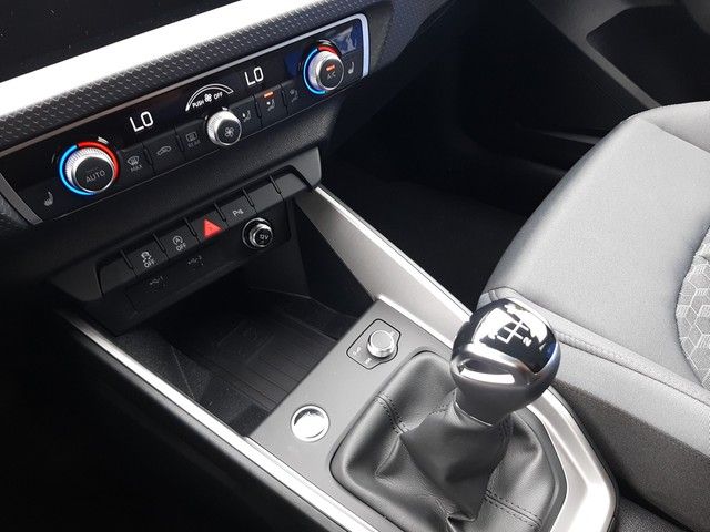 Fahrzeugabbildung Audi A1 Sportback advanced 25TFSI Navi LED 17" Sports