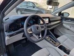 Fahrzeugabbildung Volkswagen Golf VIII Variant 2.0 TDI DSG Style LED+ NAVI SH