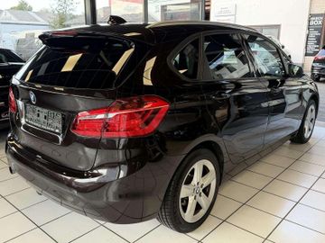 BMW 218 - 5