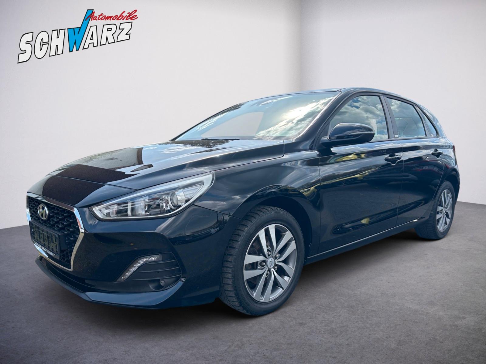 Hyundai i30 1.4 Select/Navi