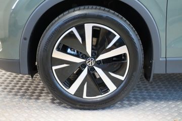 Volkswagen Tiguan 1.5 eTSI AHK Pano StHz 19 Zoll