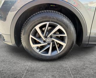 Volkswagen Tiguan - 7
