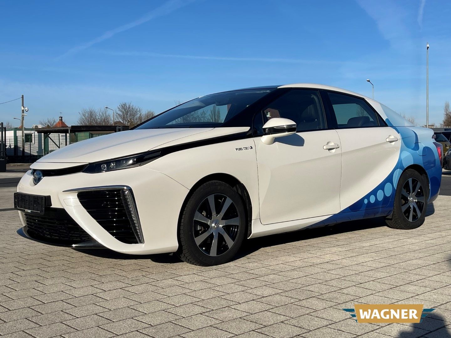 Fahrzeugabbildung Toyota Mirai FuelCell Wasserstoff Automatik Leder