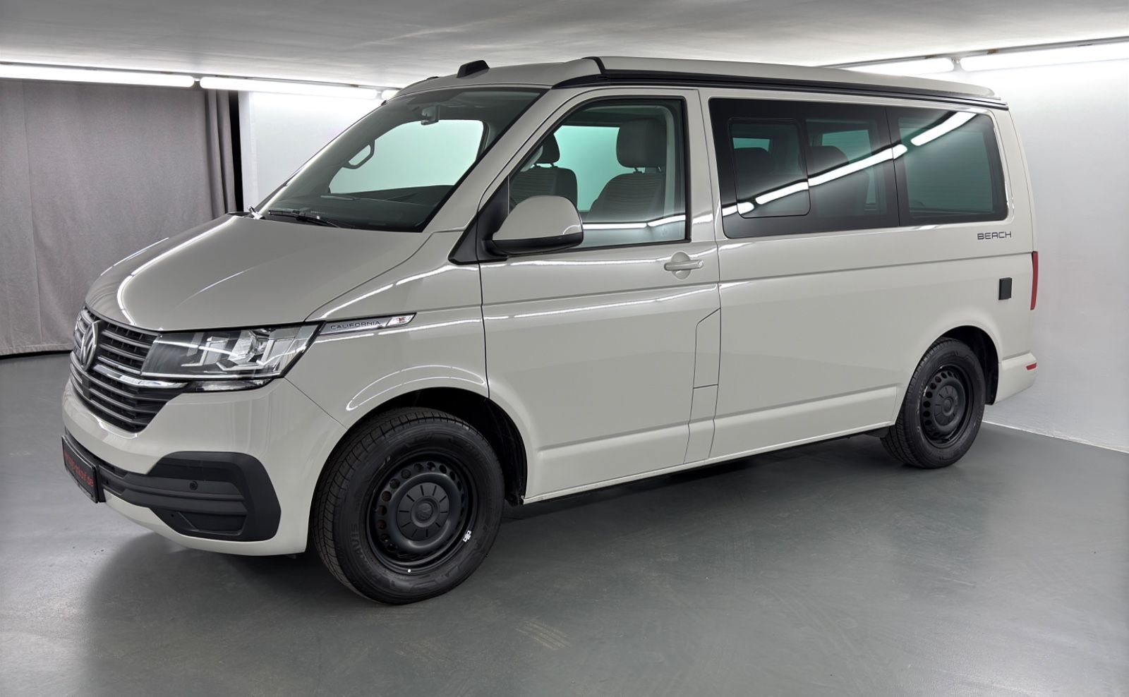 Volkswagen T6.1 California Beach Camper ACC Navi RFK Standh