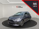 Toyota Yaris Hybrid Teamplayer 1.5 WINTERRÄDER+COMFORT  - Toyota Neuwagen in Düsseldorf