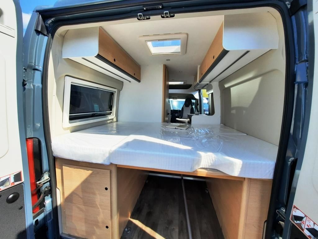 Fahrzeug Übersicht 12 Fahrzeugabbildung Sunlight Camper Van CLIFF 600 Adventure Edition Verfüg./S