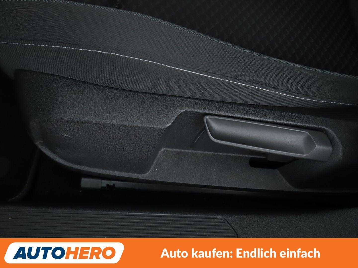 Volkswagen Golf VIII 1.5 TSI ACT Active*NAVI*LED*ACC*PDC*, миниатюра 23