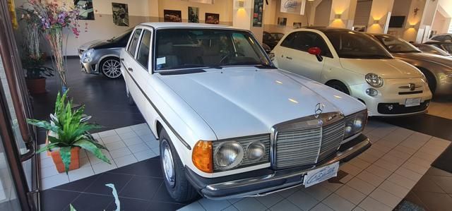 Mercedes-Benz MERCEDES-BENZ 250 250 W123 *CONDIZIONI SPLENDIDE