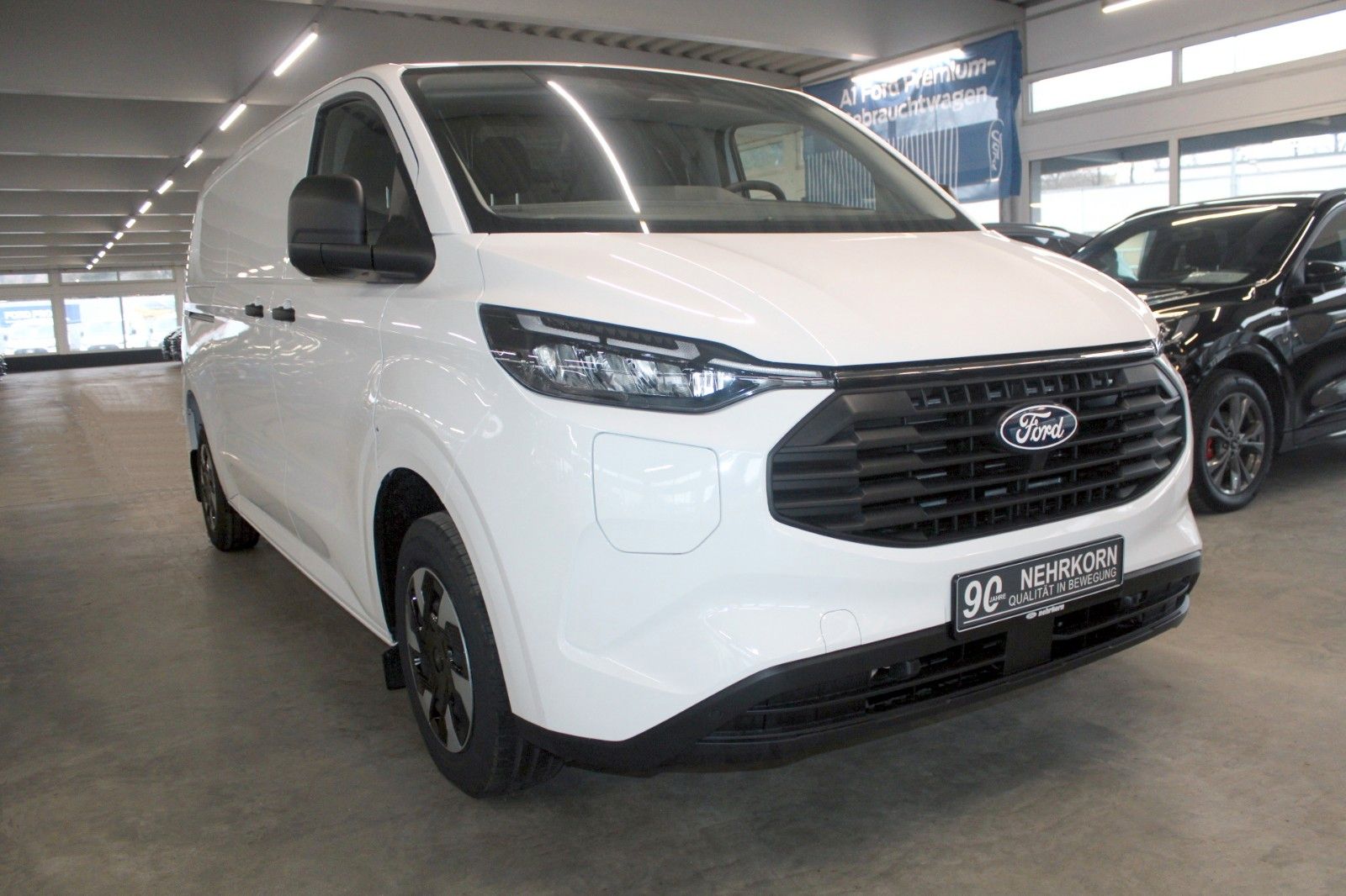 Fahrzeugabbildung Ford Transit Custom TREND L2 PHEV NAVI CAM ACC uvm.