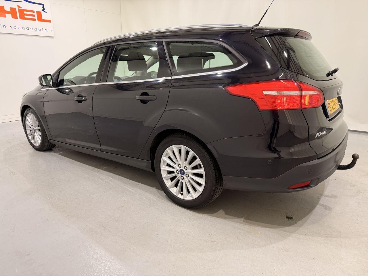 Ford Focus 2015 — двигун 999 cm³, 125 HP (92kW)