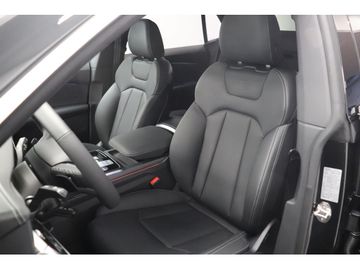 Audi Q8 - 12