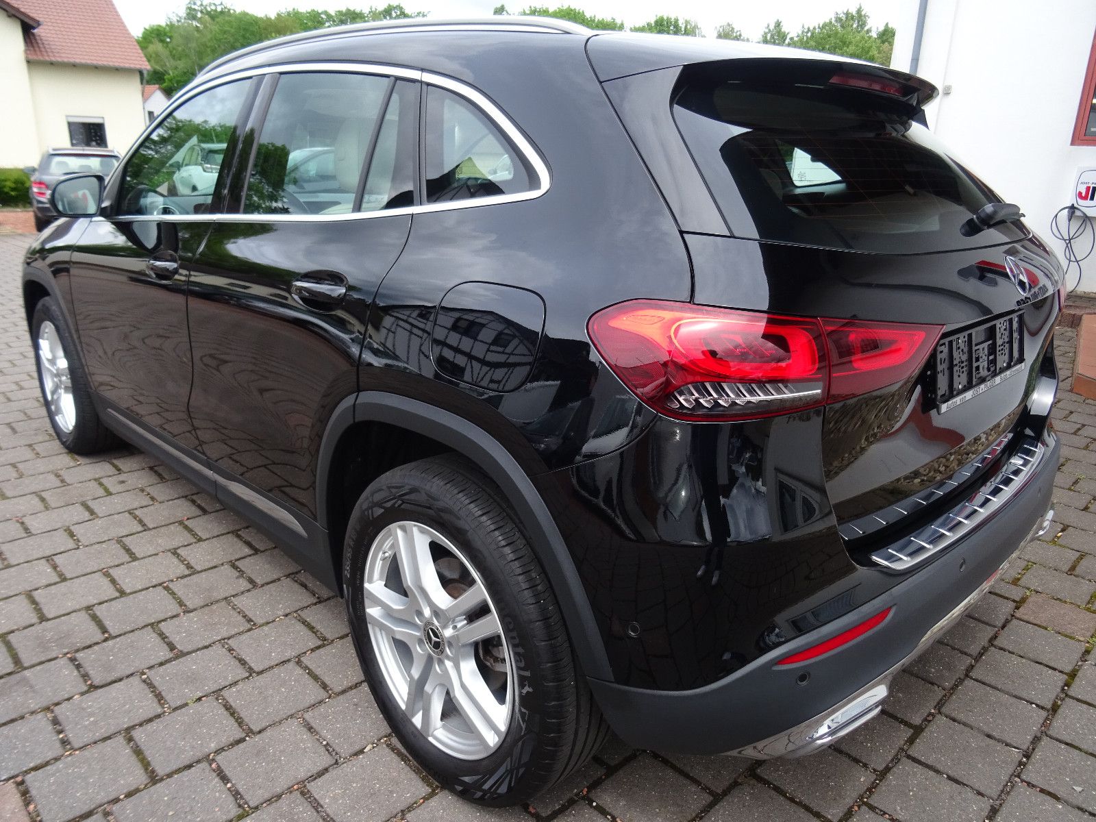 Mercedes-Benz GLA 180 Progressive Leder LED Temp Garantie foto 6