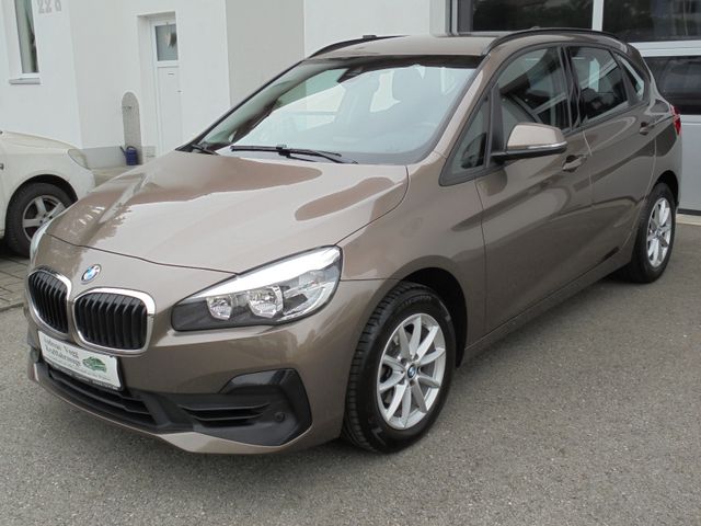 BMW 216i Active Tourer Navi Sitzheiz. Tempomat