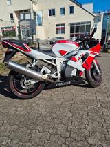 Yamaha R6 RJ03