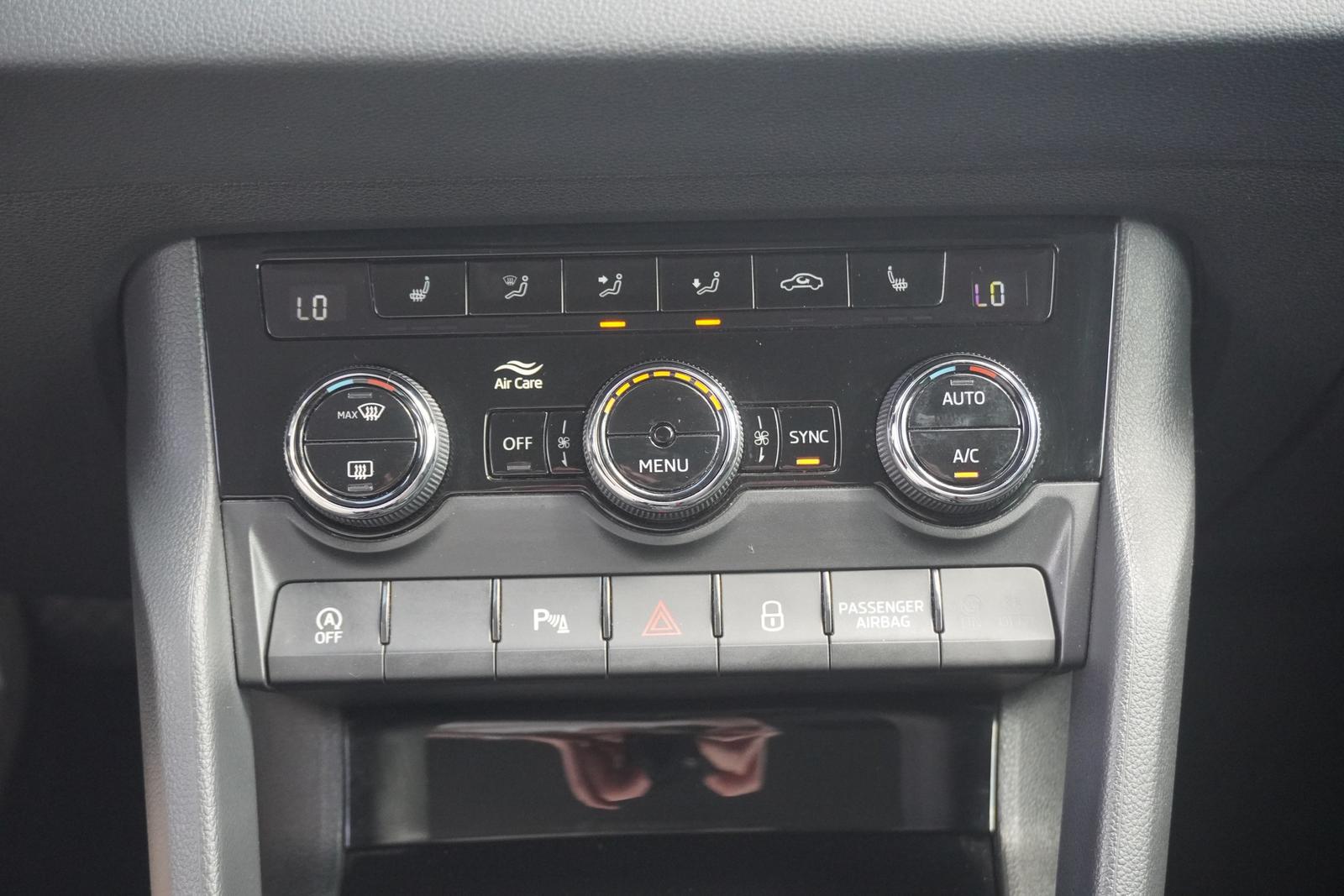 Skoda Karoq 1.5 TSI DSG LED Navi Kamera VC SHZ Temp, миниатюра 25