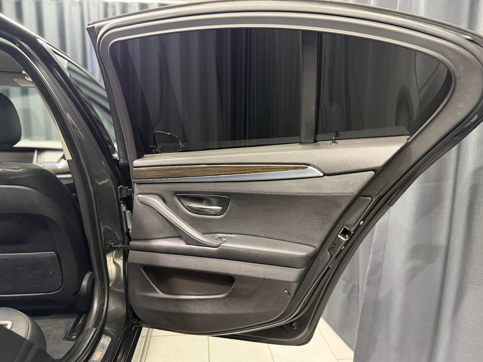 Fahrzeugabbildung BMW 535d Limousine|HuD|HIFI|STANDHZG|NAVI|LEDER