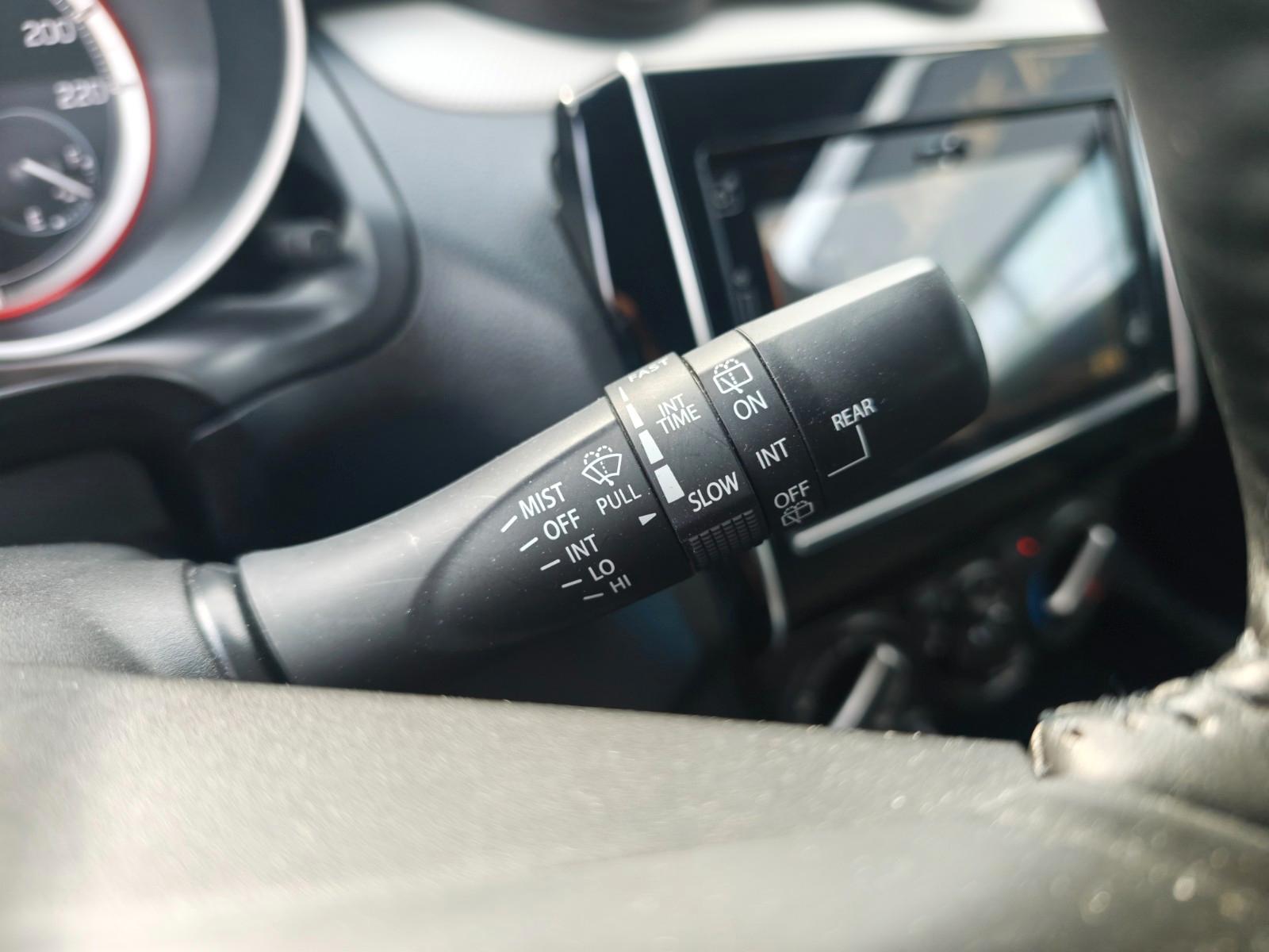 Suzuki SWIFT COMFORT*AUTOMATIK*KAM*KLIMA*ALU*NAVI*