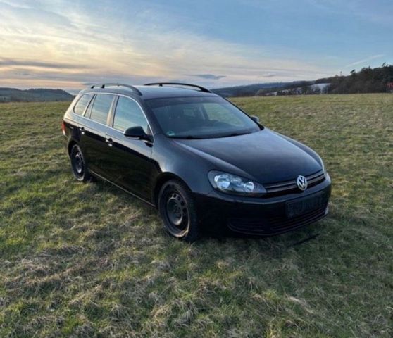 Volkswagen VW Golf 1,6 TDI DSG schwarz Panoramadach