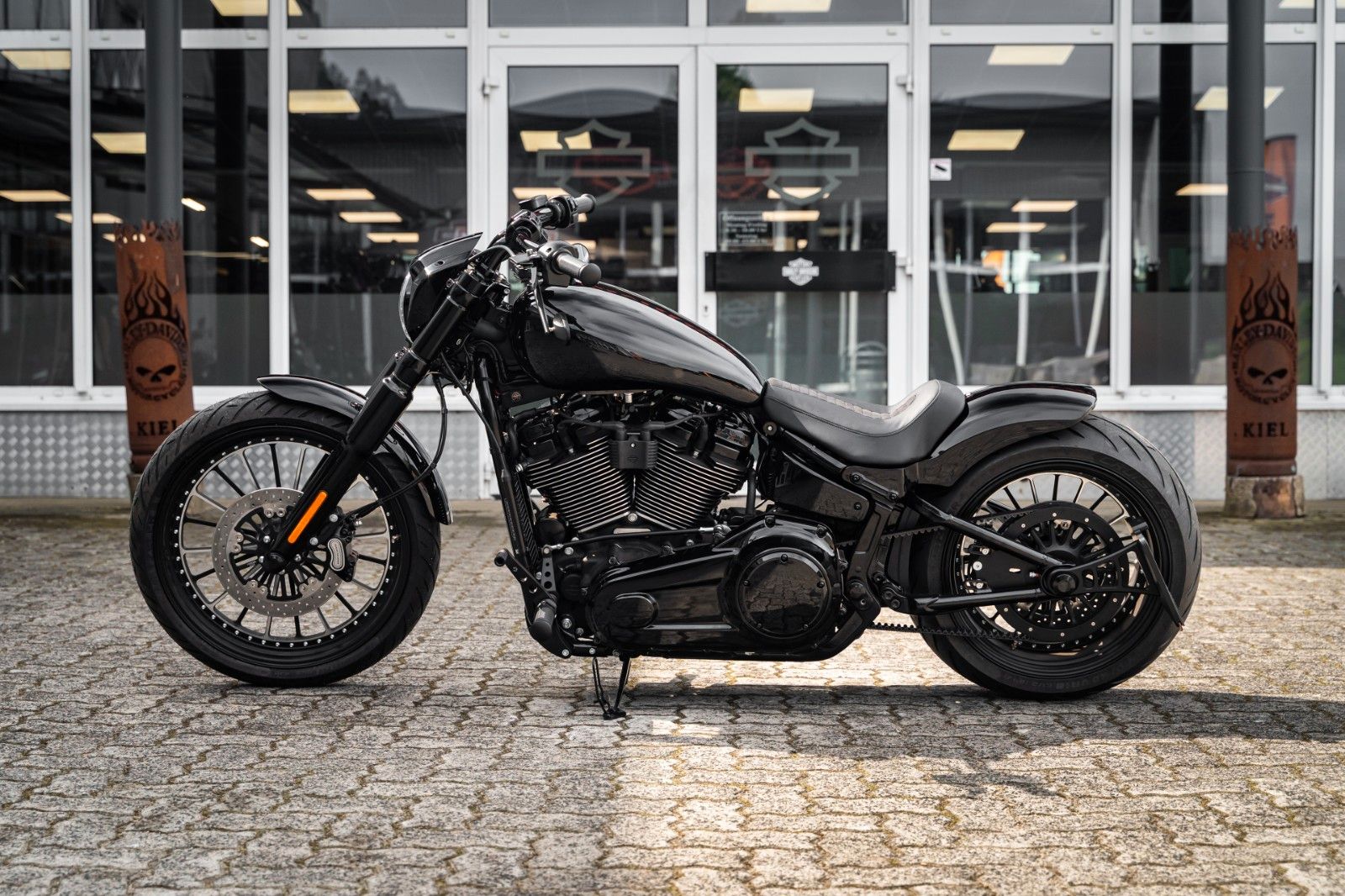 Fahrzeugabbildung Harley-Davidson FXBR Breakout 117 - Custom Umbau by HD-Kiel
