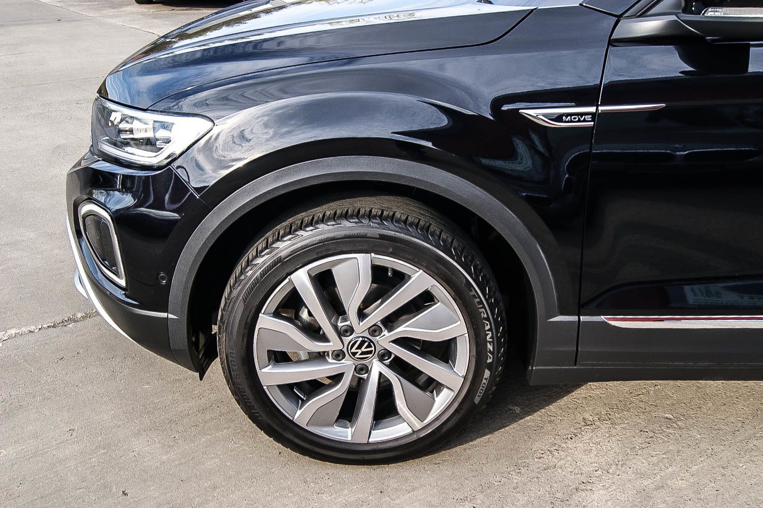 Fahrzeugabbildung Volkswagen T-Roc Cabriolet Move IQ-LIGHT KAMERA E-VERDECK
