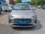 Hyundai i10 Automatik ApplCarPla AndroidAut Klima Sitzhz - Hyundai i10: Automatik
