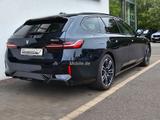 BMW 520i Touring M Sportpaket*Standhzg*AHK*DA+*Alarm - BMW 520 in Oberhausen