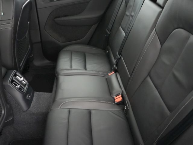 XC40 T4 INSCRIPTION EXPRESSION PHEV AT+NAVI+RÜCK