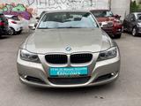 BMW 318 Baureihe 3 Lim. 318i Automatik - gebrauchte BMW 318 aus dem Jahr 2009