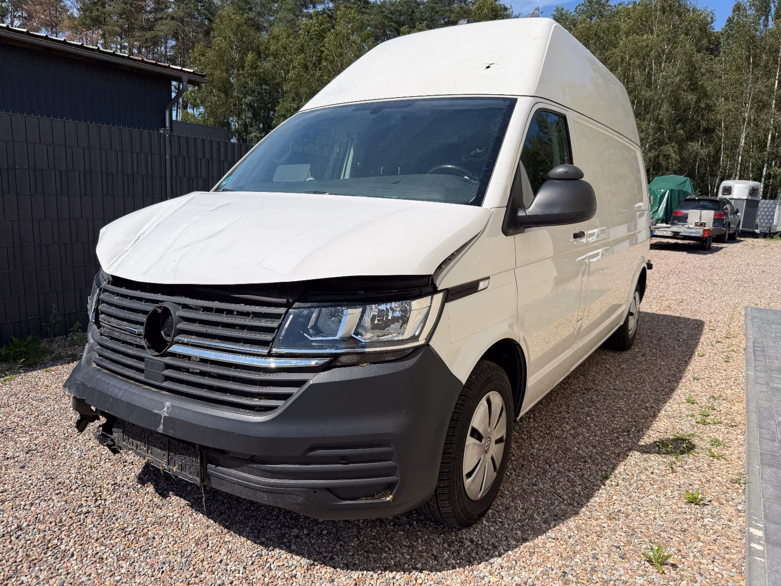 Volkswagen T6.1 Transporter DSG, LANG HOCH Standhz, AHK