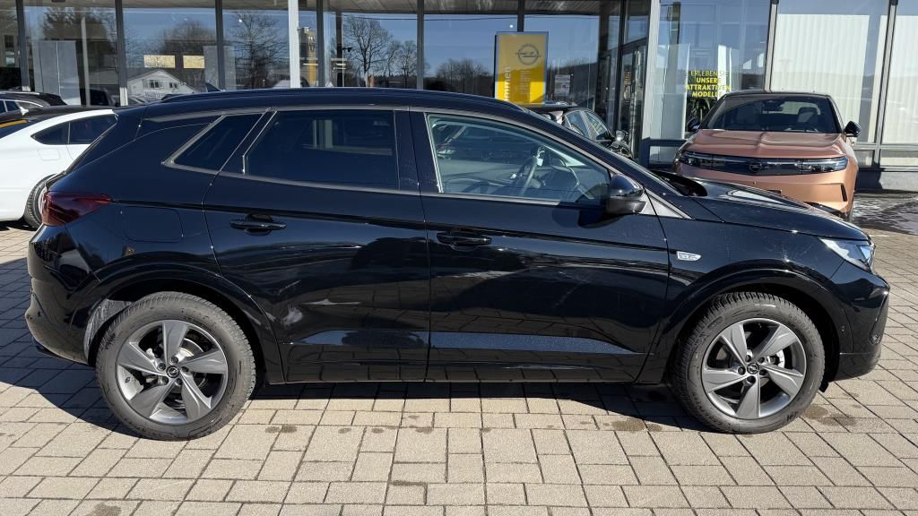Autohaus Zimpel - Opel Grandland GS 1.2T Navi+LED+DAB+Klimaautomatik+Ka - Bild 4 Autohaus Zimpel - Opel Grandland GS 1.2T Navi+LED+DAB+Klimaautomatik+Ka - Bild 4