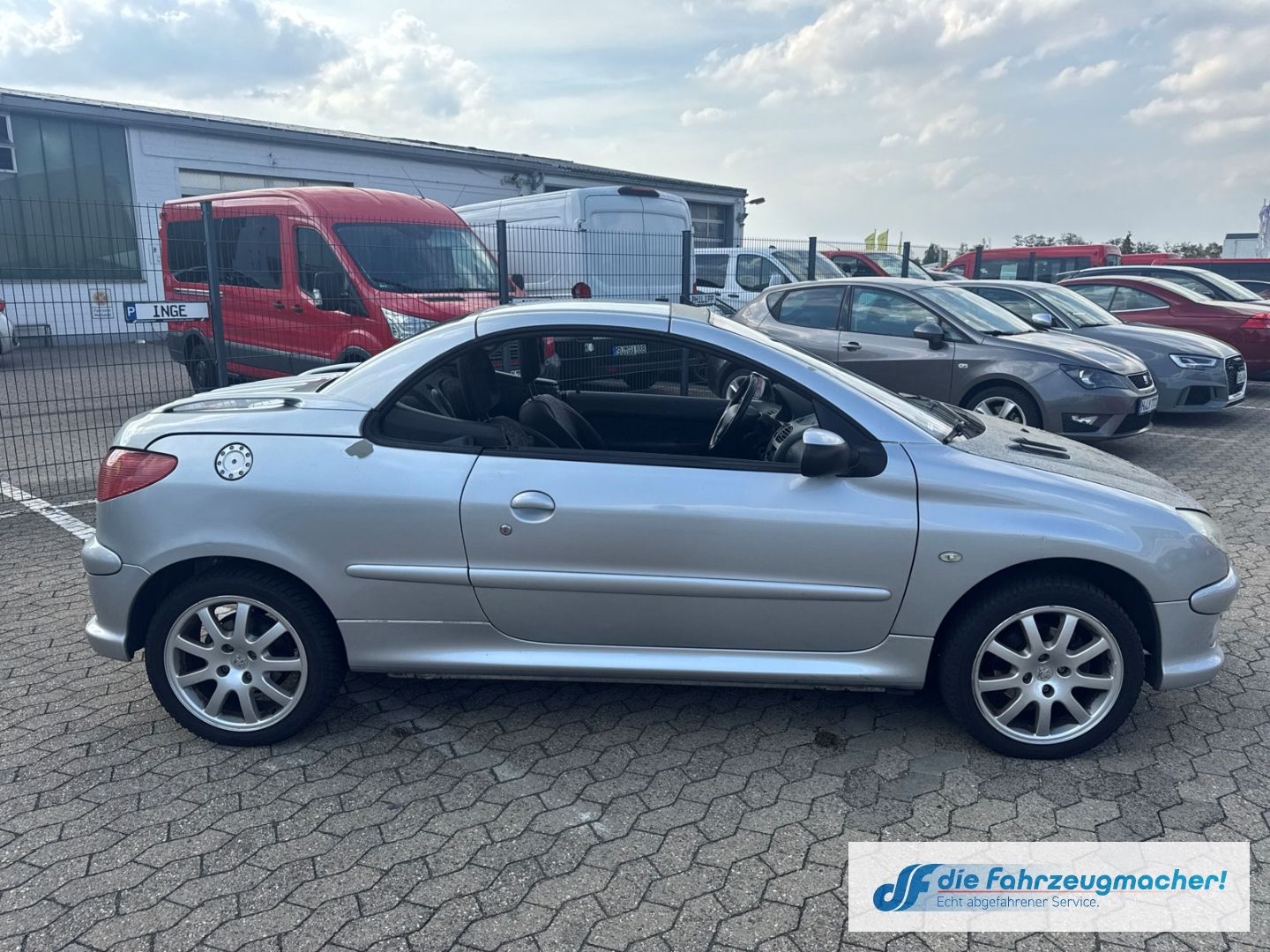 Fahrzeugabbildung Peugeot 206 Cabriolet CC Quiksilver El. Verdeck *EXPORT