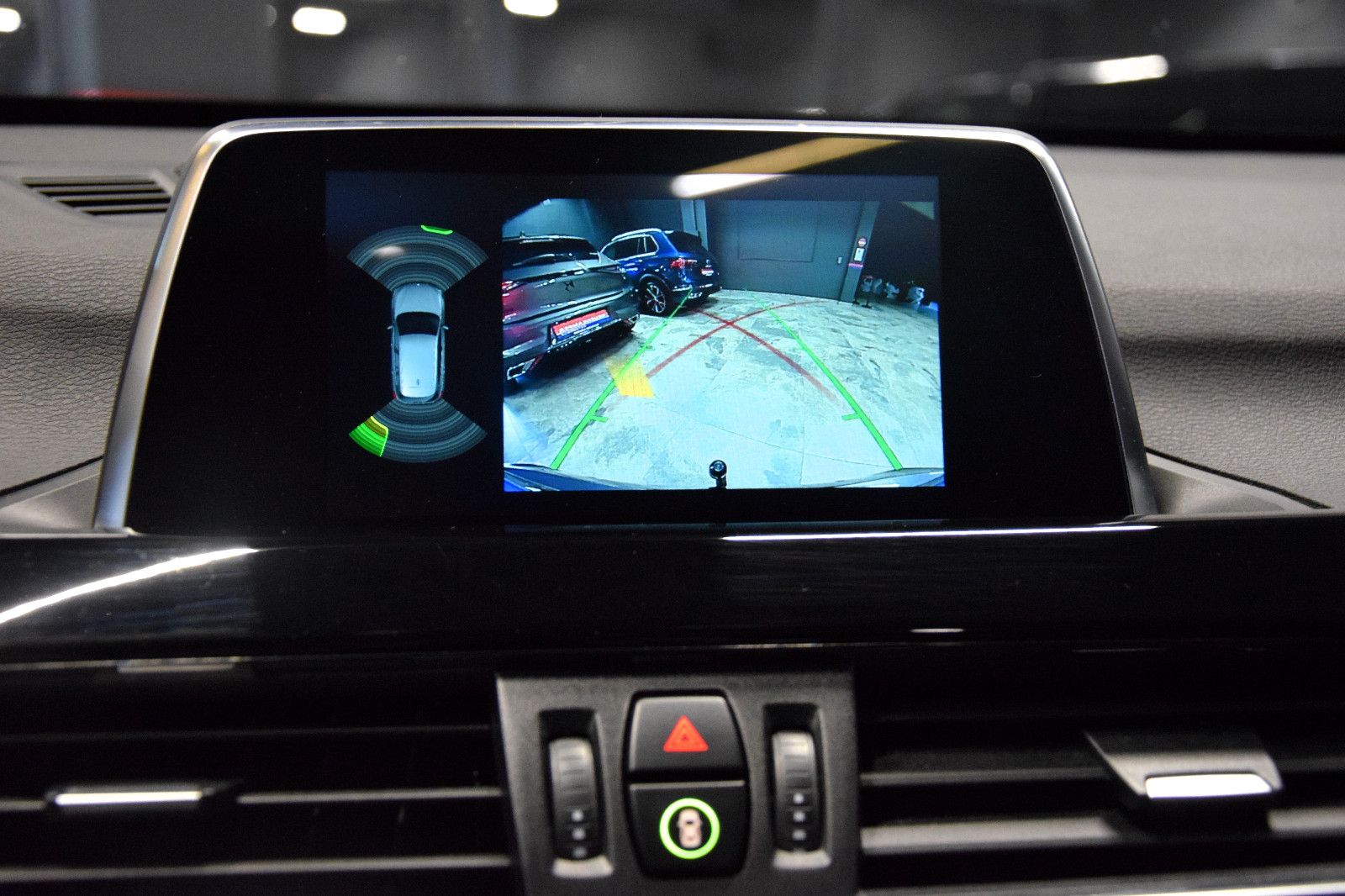 Fahrzeugabbildung BMW X1 xDrive 18 d M Sport LED Pano HuD Navi Kamera