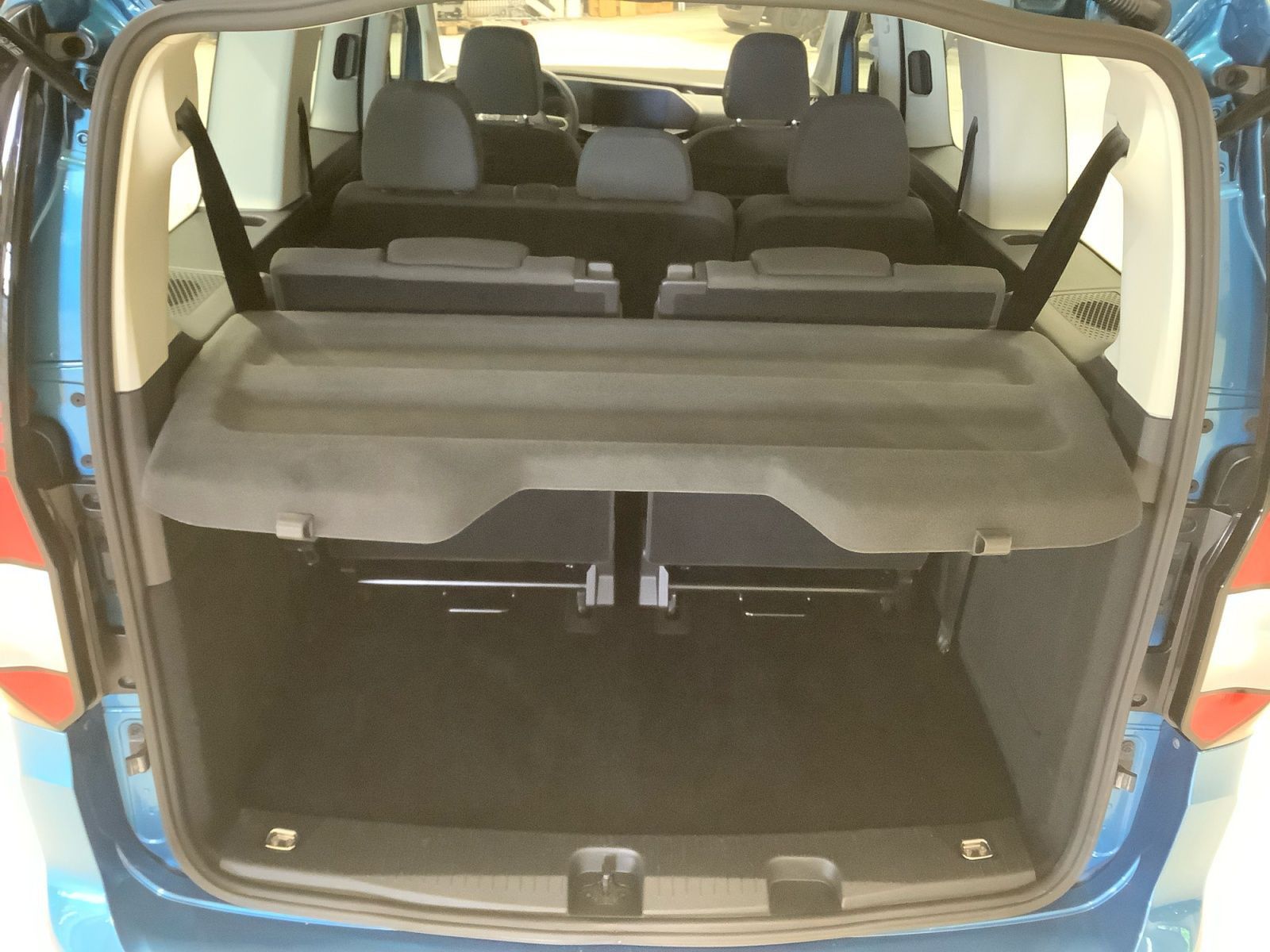 Caddy Maxi Life 7-Sitzer 1,5 TSI 84 kW LED, Na