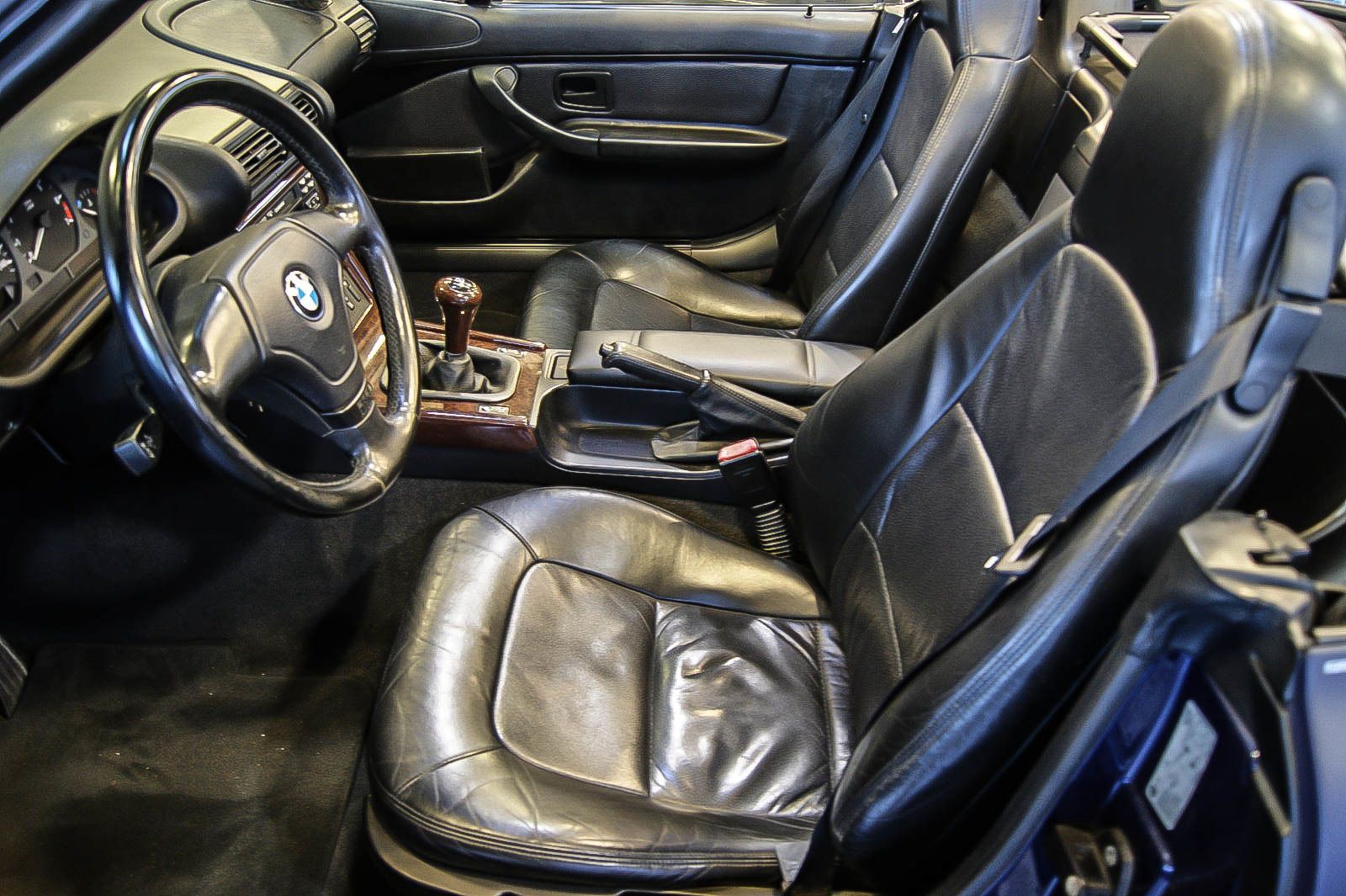 Fahrzeugabbildung BMW Z3 1.9 UNIKAT KOMPLETT LEDERBEZOGEN WETTERFEST