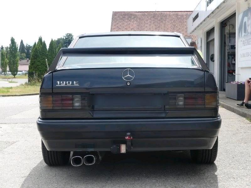Mercedes-Benz 190