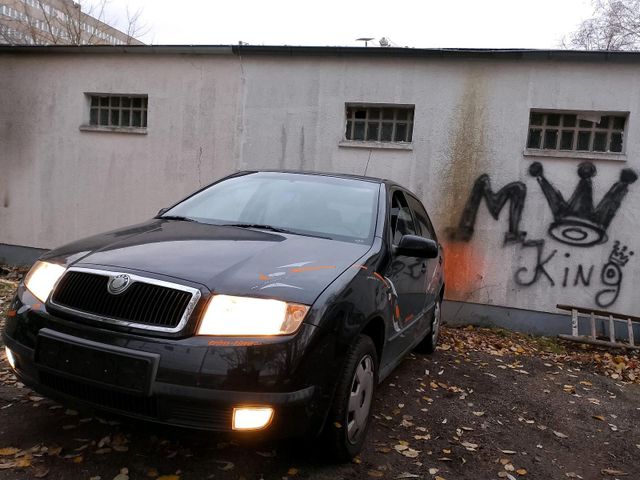 Skoda Fabia mit 1,4 Motor 1 Jahr TÜV