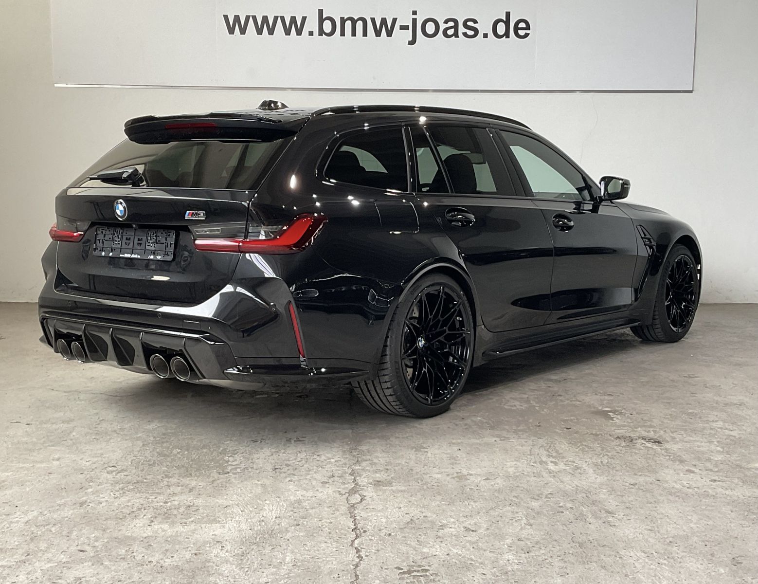 Fahrzeugabbildung BMW M3 Touring Sitzbelüftung vorn, HK Surround, Komf