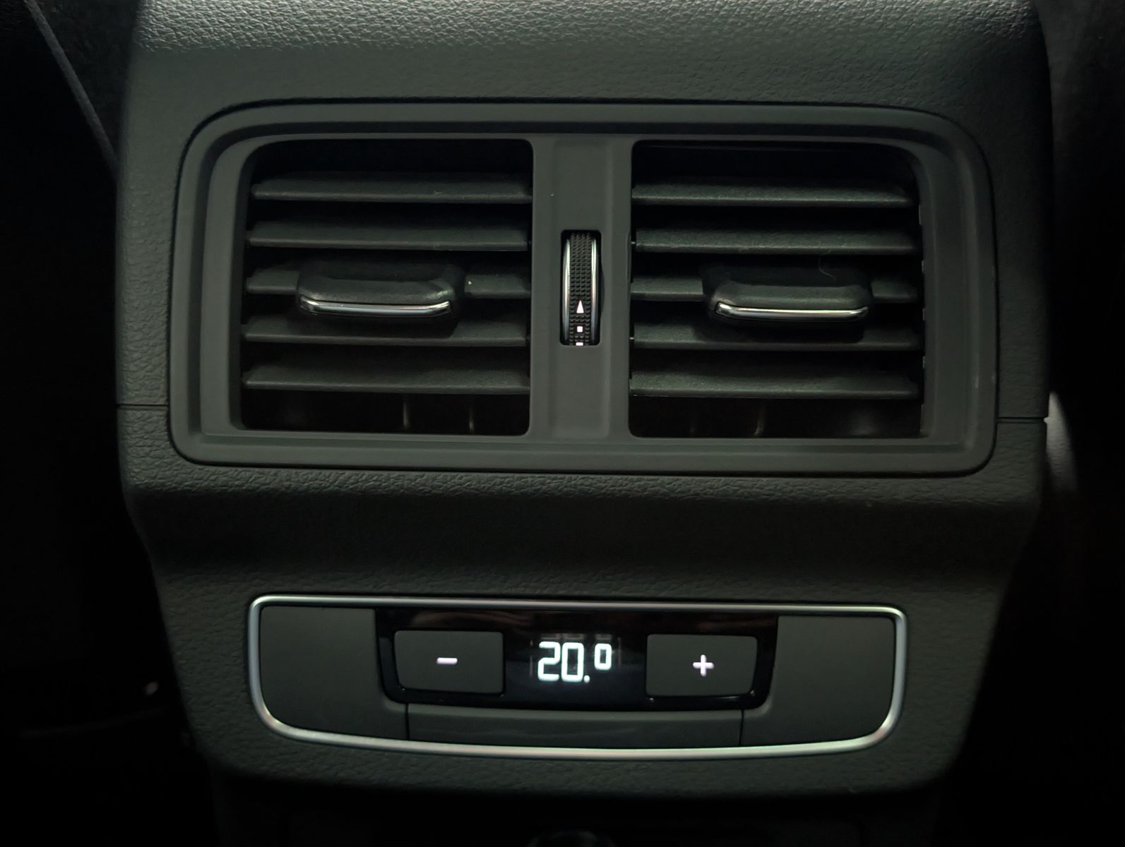 Fahrzeugabbildung Audi Q5 Sportback 55 TFSIe S Line HUD PANO AHK MATRIX