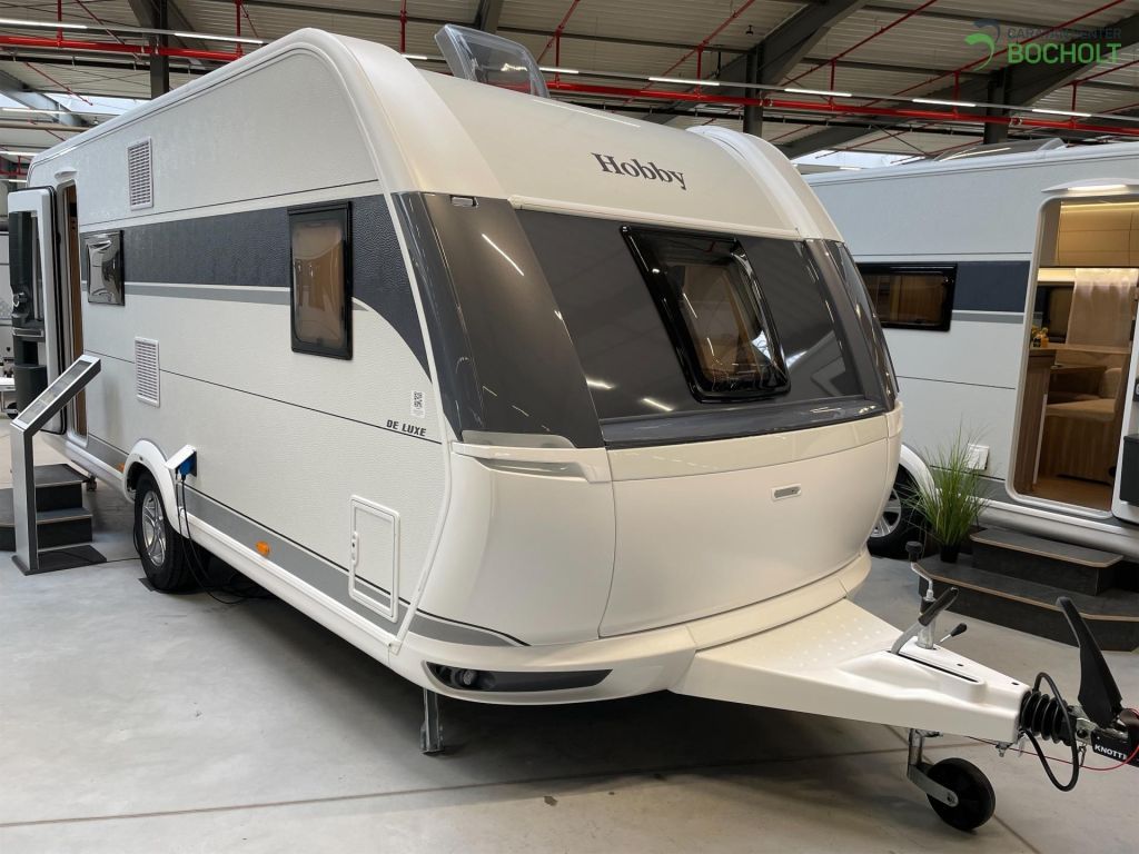 Hobby De Luxe 560 KMFe Modell 2025 / 2000 Kg Achse 