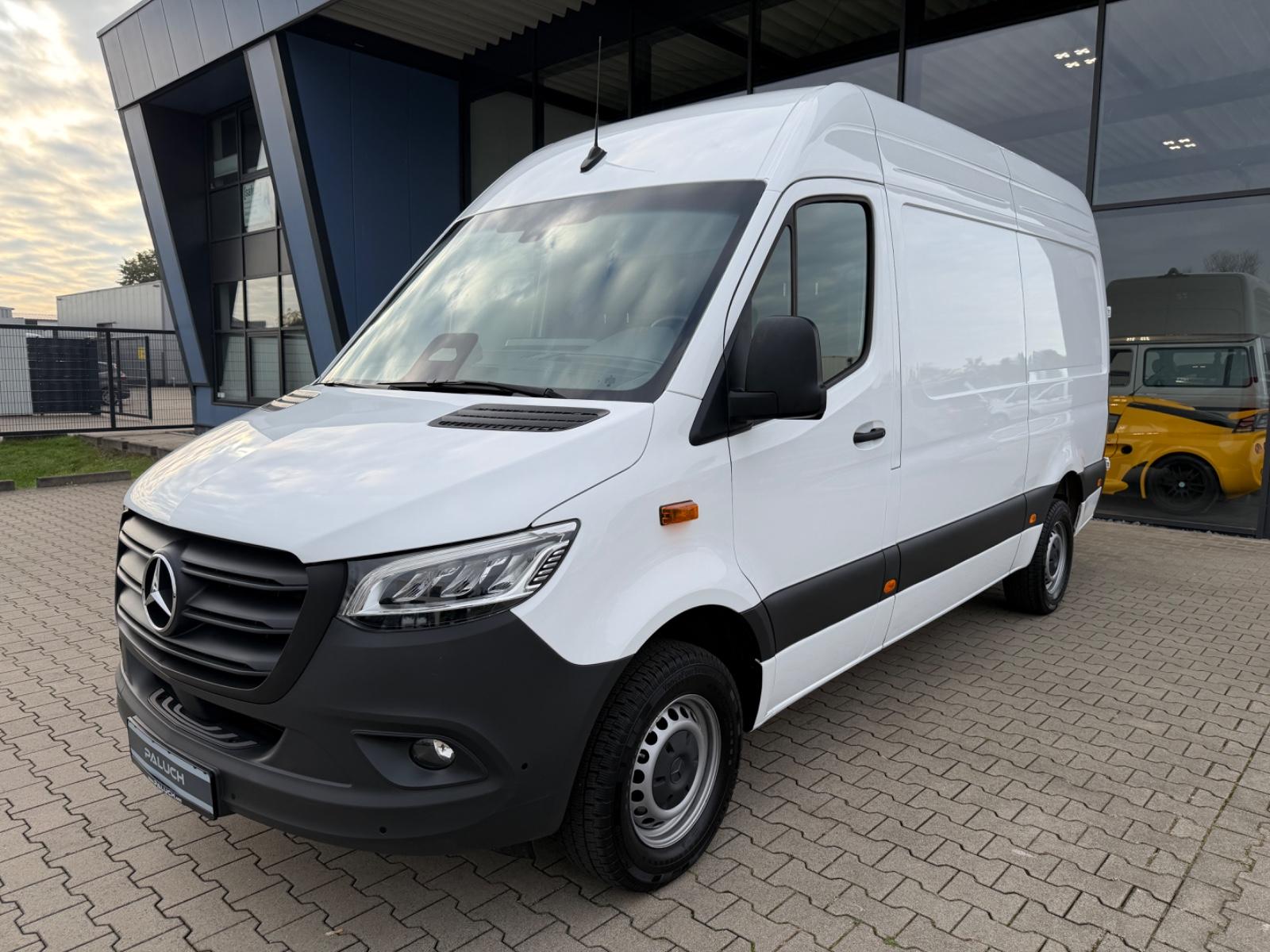 Mercedes-Benz Sprinter 317 Cdi L2H2 PRO Autom. MBUX AHK 3,5T