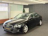 Audi A4 Lim. Ambition: Klimautomatik. SHZ. LM-Felgen - : Schwarz, Felge