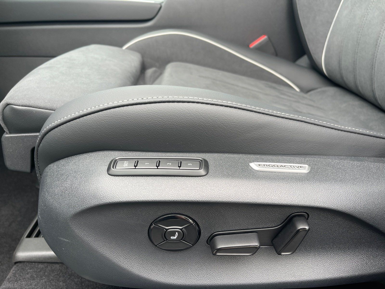 Volkswagen Passat - Bild 14