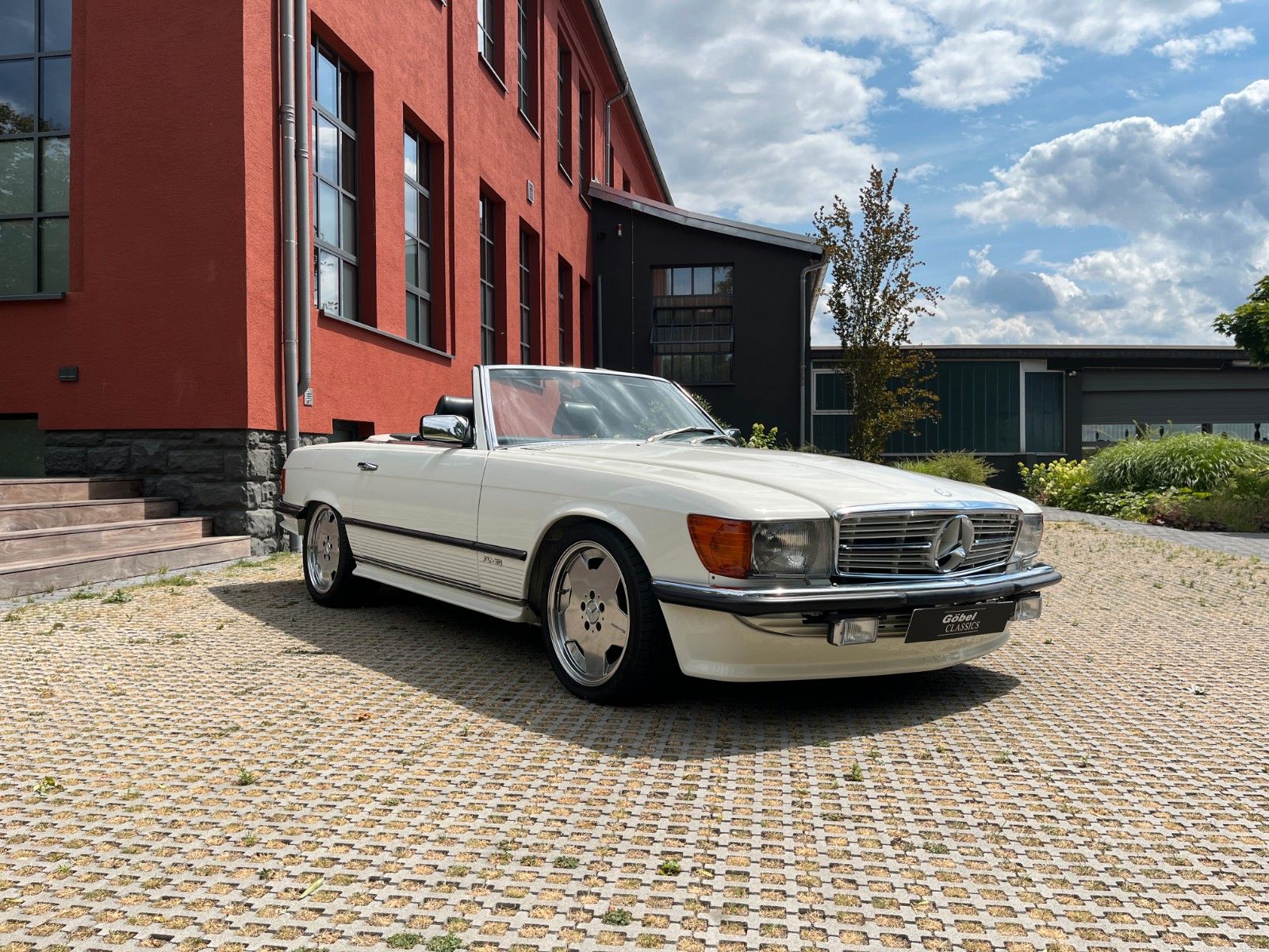 Fahrzeugabbildung Mercedes-Benz 500 SL