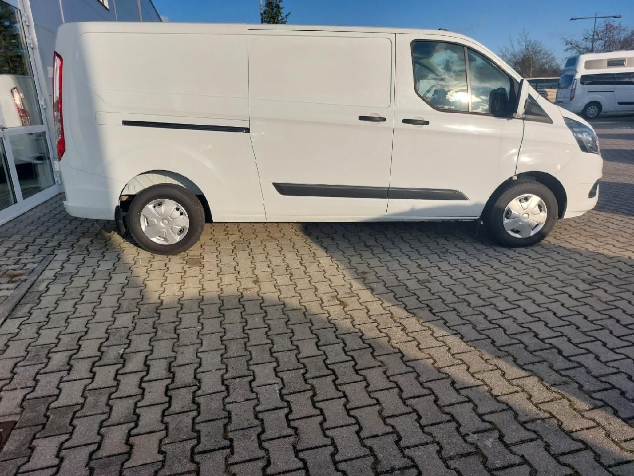 Fahrzeugabbildung Ford Transit Custom, L2 Kamera, DAB, Navi, Garantie