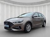 Hyundai i30 Kombi Pure 1.5 i Klima*PDC*Alu  - Hyundai i30 Pure mit Benzin-Antrieb